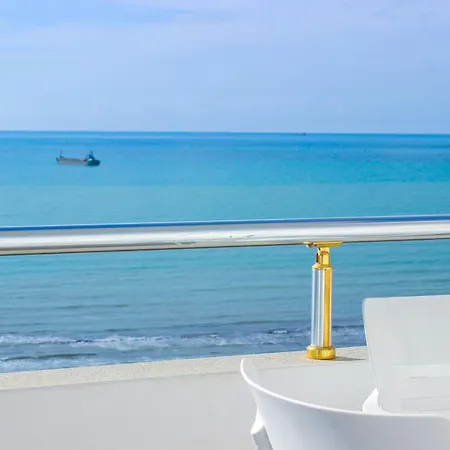 Azure Sea View *