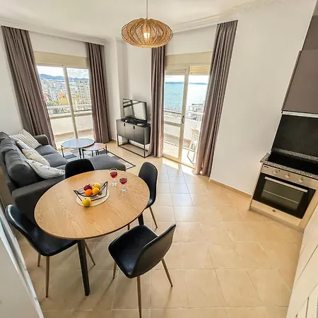 Azure Sea View Apartment *